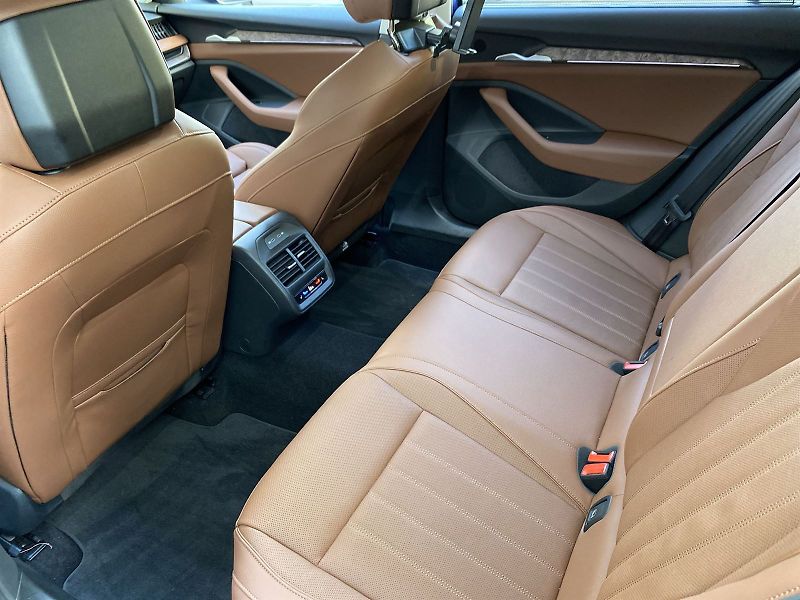 Škoda Superb (2025) Combi iV 1.5 TSI DSG L&K - fotka 9 z 41
