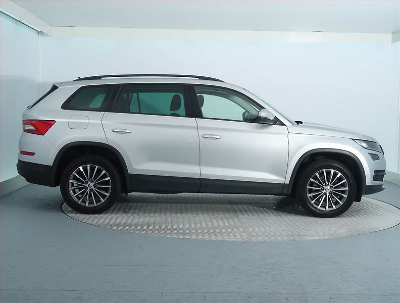 Škoda Kodiaq (2020) Ambition Plus 2.0 TDI 4x4 - fotka 6 z 18