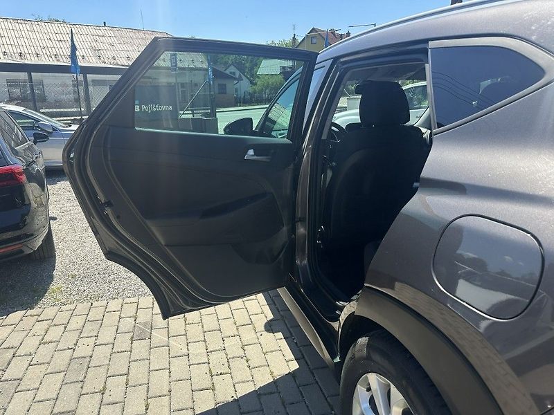Hyundai Tucson 1.6  130kW - fotka 22 z 30
