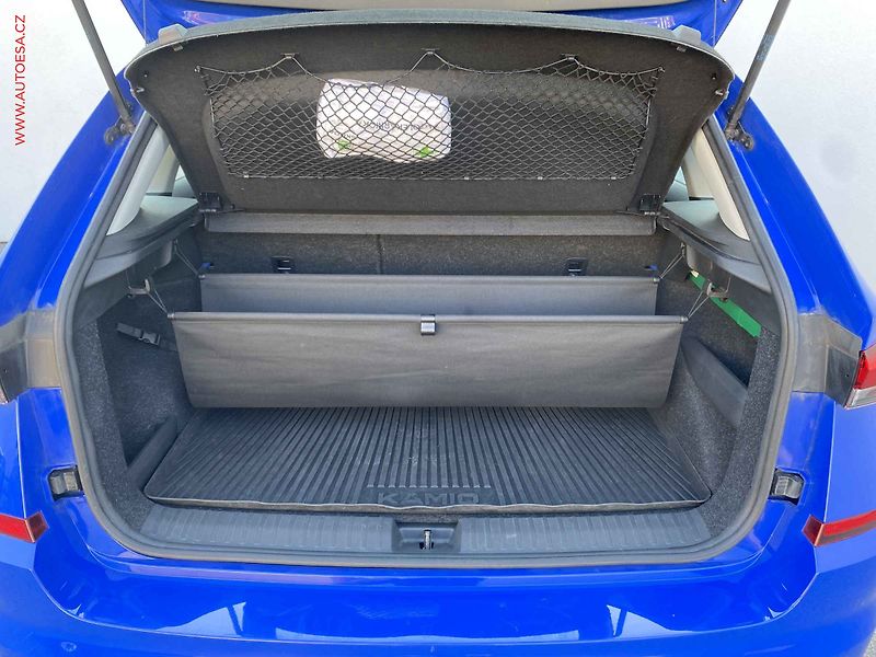 Škoda Kamiq (2020) 1.0 G-TEC, ČR, Style, LED - fotka 7 z 16