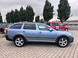Škoda Octavia (2011) SCOUT 4X4 2,0 TDI 103 AUTOMAT - náhled 3