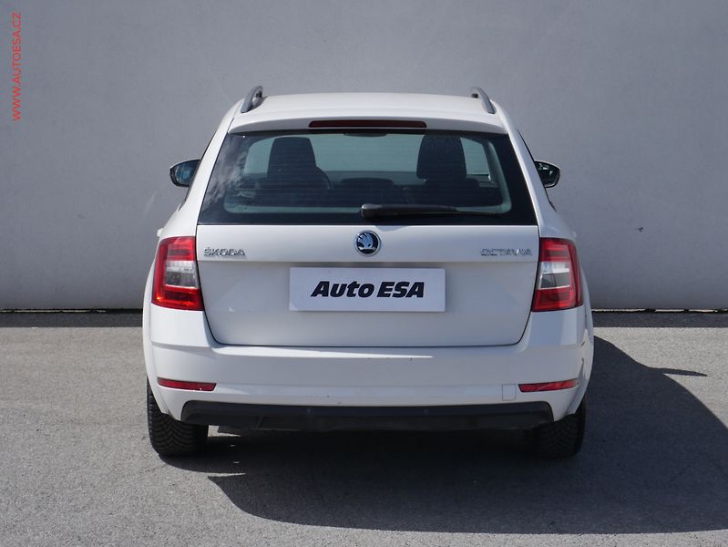 Škoda Octavia (2018) 1.6 TDi, ČR, Ambition Fresh - fotka 5 z 20