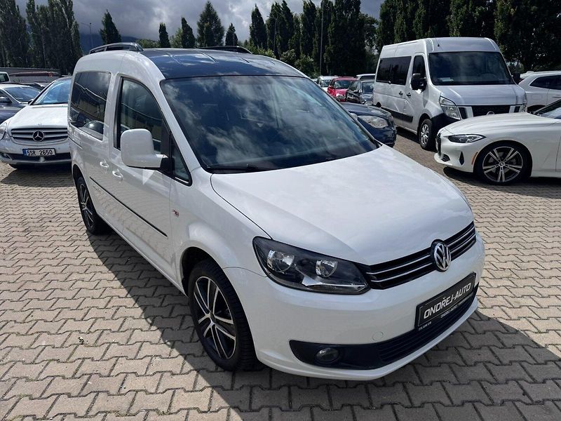 Volkswagen Caddy (2013) EDITION 30 1,6 TDI 75 KW TAŽNÉ - fotka 8 z 50