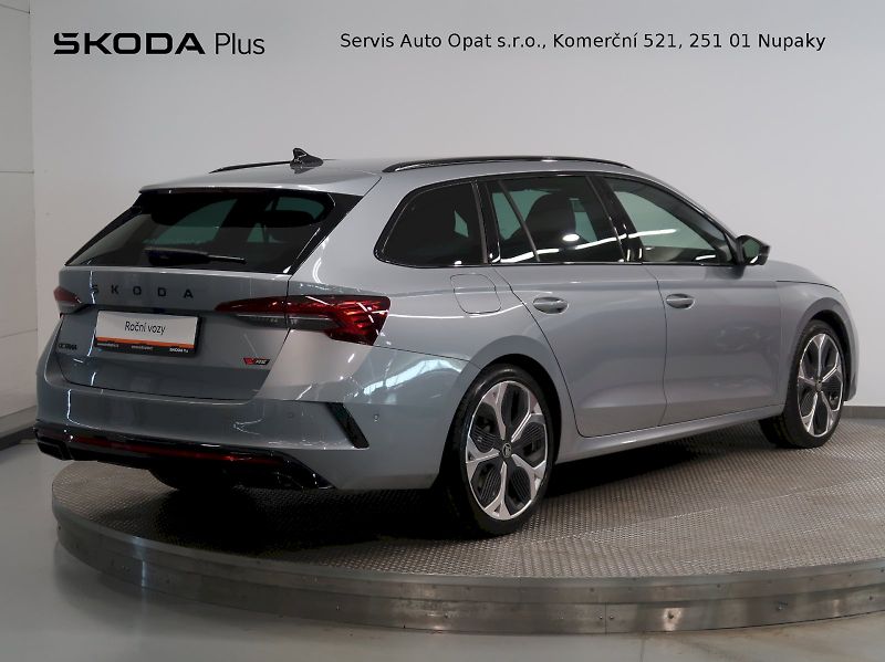 Škoda Octavia (2026) RS 2.0TSI 195KW DSG TAŽNÉ CANT - fotka 2 z 43