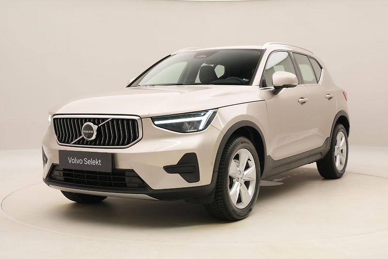 Volvo XC40 B4 BRIGHT PLUS AUT CZ - fotografie inzerátu