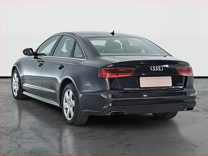Audi A6 (2018) 2.0 TFSI, 4X4, Automat, Kůže - fotka 4 z 23