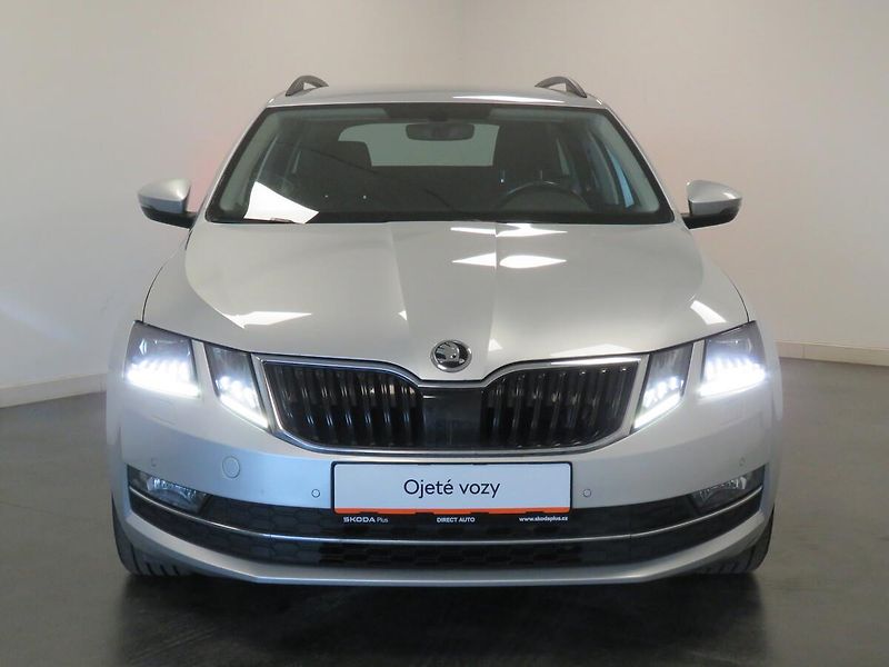 Škoda Octavia - fotka 4 z 26