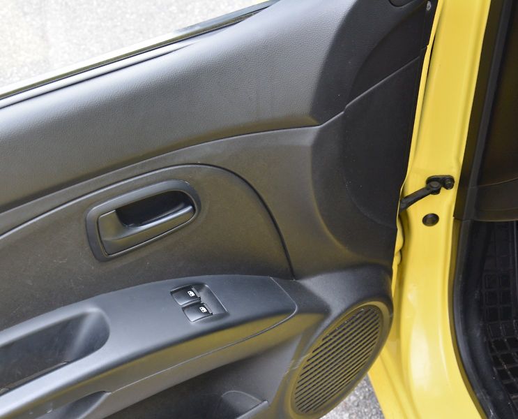 Kia Picanto (2008) 1.0 LX 45 kW 1. generace - fotka 8 z 20