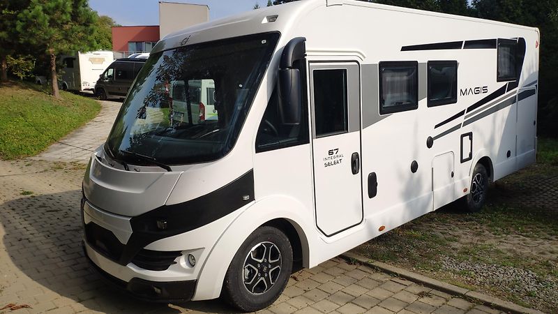 CI Caravans International (2026) MAGIS 67 INTEGRAL 2x skladem  - fotka 2 z 23