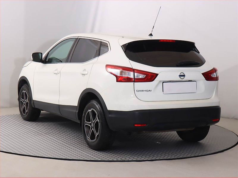 Nissan Qashqai (2014) 1.2 DIG-T, Serv.kniha - fotka 4 z 17