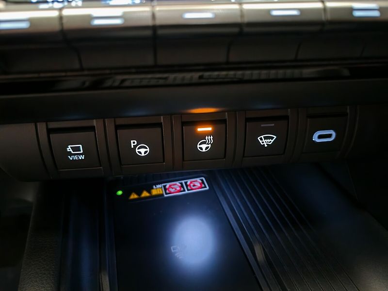 Toyota C-HR 2.0 PHEV 4x2 GR SPORT - fotka 44 z 49