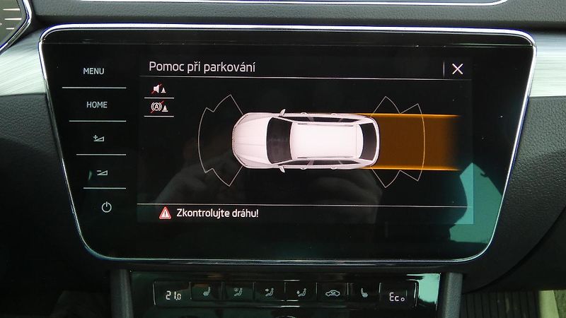 Škoda Superb 1.4 TSI iV Ambition DSG - fotka 16 z 23
