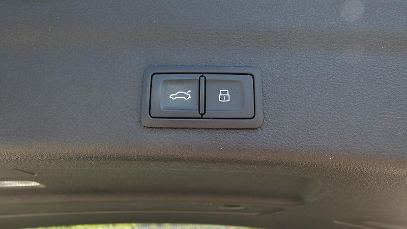 Audi A6 ALLROAD QUATTRO 3.0 45 TDI qua - fotka 22 z 24