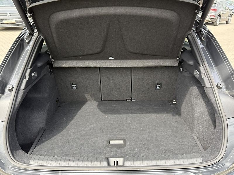Cupra Terramar DSG 4WD 2,0 TSi 150 kW - fotka 24 z 24