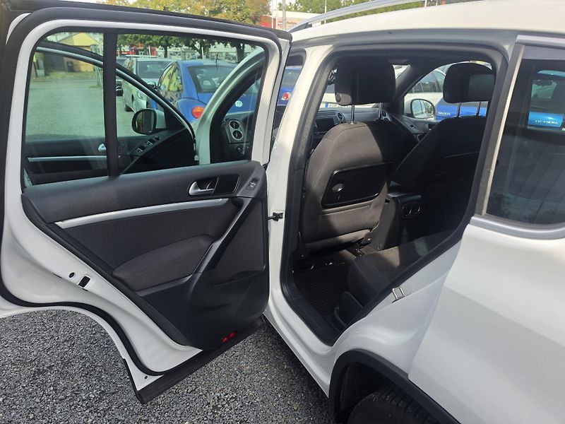 Volkswagen Tiguan 1.4 TSi Led Navi TZ Kei  - fotka 13 z 19