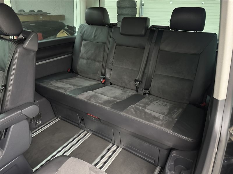 Volkswagen Multivan 2,5 4X4 DPH NZTOP EL.DVEŘE TZ - fotka 33 z 37