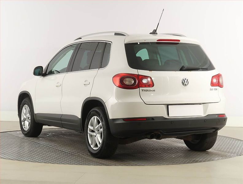 Volkswagen Tiguan (2009) 2.0 TDI, 4X4, Automat, Navi - fotka 4 z 22