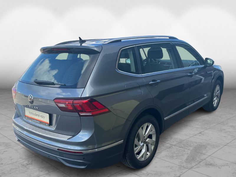 Volkswagen Tiguan 2.0 TDi DSG 7st. LIFE - fotka 2 z 28