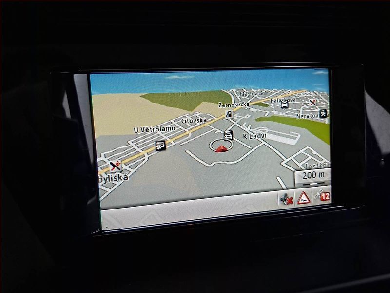Mercedes-Benz GLK (2013) 350 CDI, 4X4, Automat - fotka 13 z 19