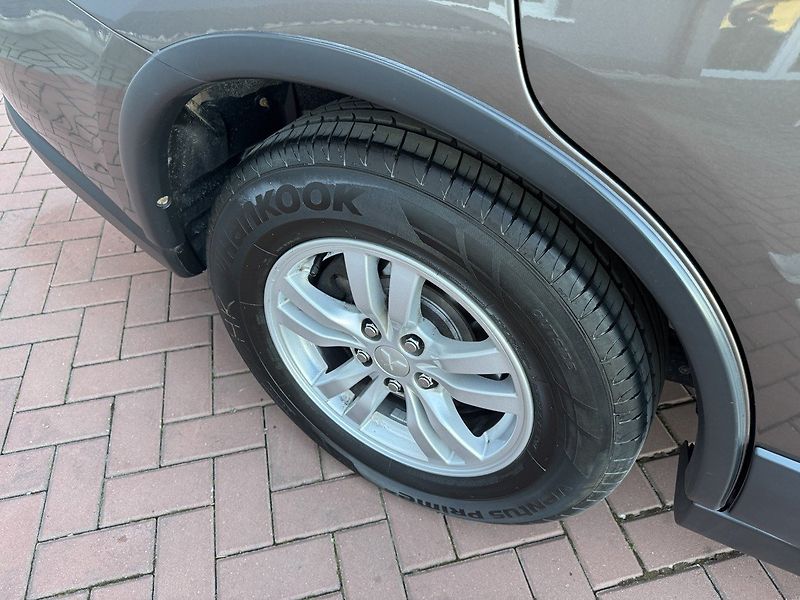 Mitsubishi Outlander (2019) 2.0i Mivec Digi Klima Kamera - fotka 44 z 48