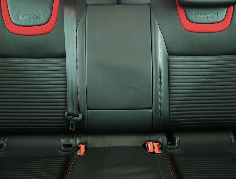 Škoda Octavia (2016) RS 2.0 TSI, Automat, Kůže - fotka 10 z 16