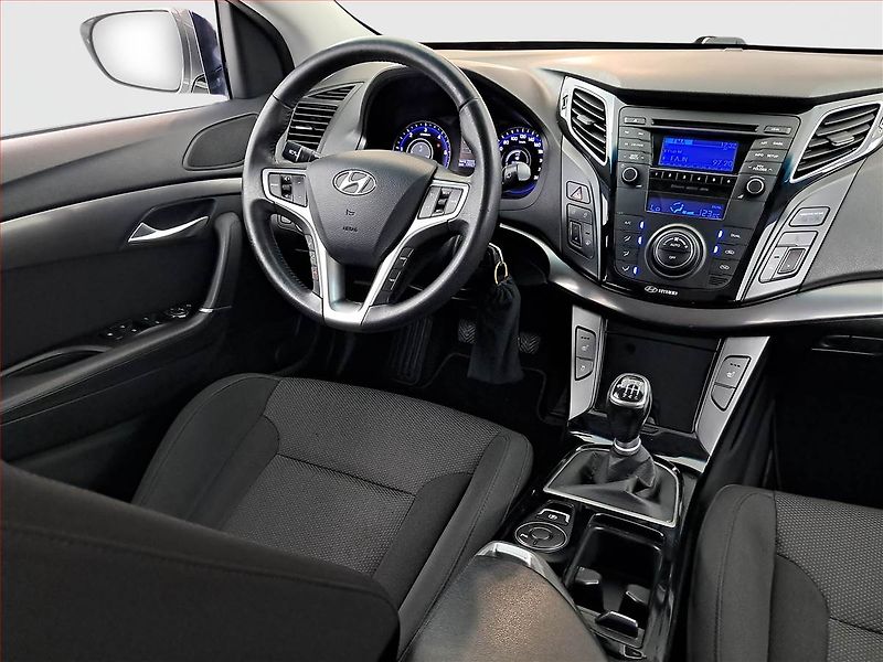 Hyundai i40 (2013) 1.7 CRDi, Tempomat - fotka 7 z 19