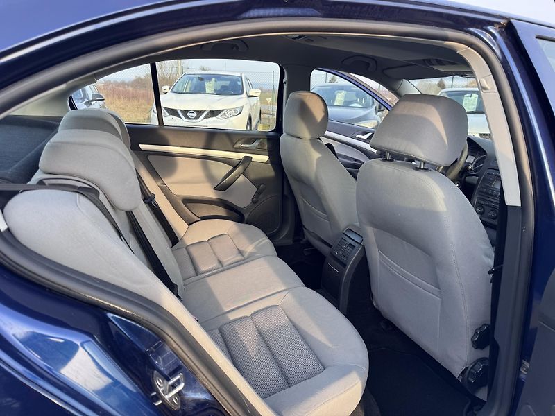 Škoda Octavia II 2.0 TDi 103 kW, STK 12/27 - fotka 14 z 16