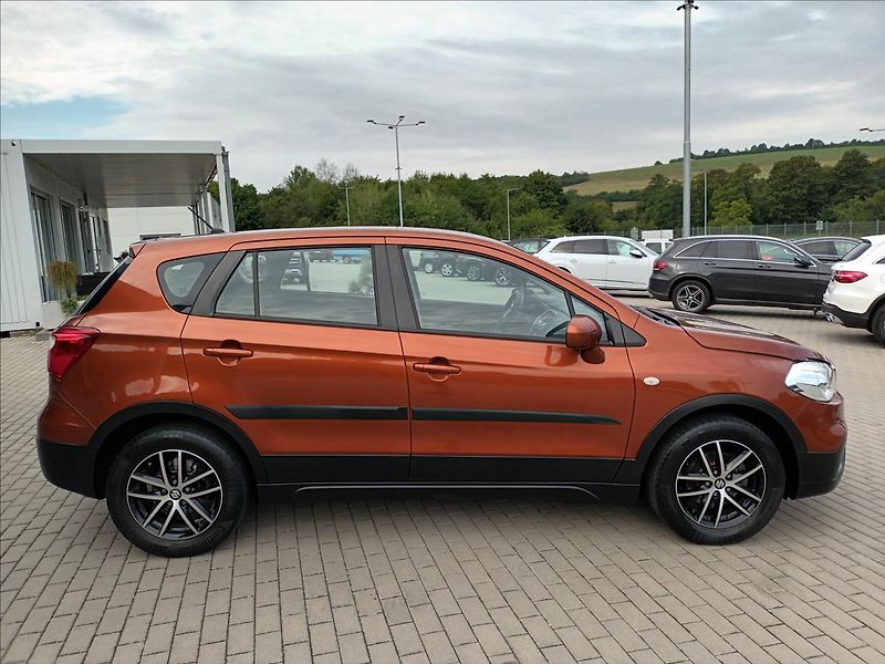 Suzuki SX4 S-Cross 1,0 BJet,82KW,ČR,TAŽNÉ, - fotka 4 z 36
