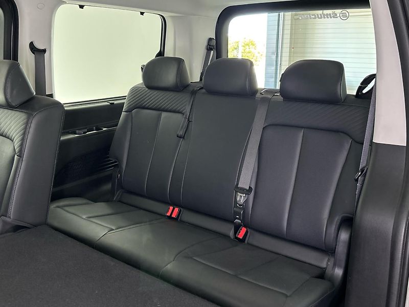 Hyundai Staria Tour 4x4 - fotka 31 z 31
