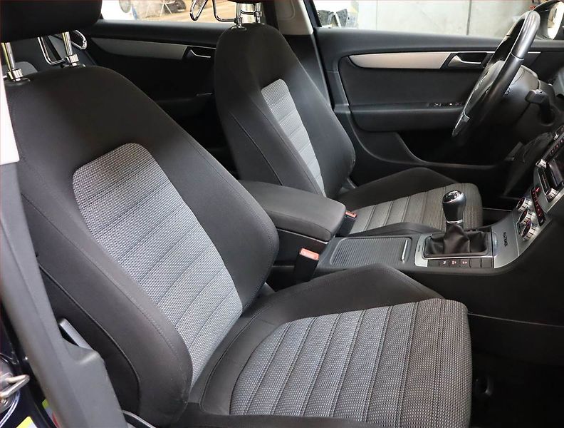 Volkswagen Passat (2012) Alltrack 2.0 TDI, 4X4 - fotka 9 z 20