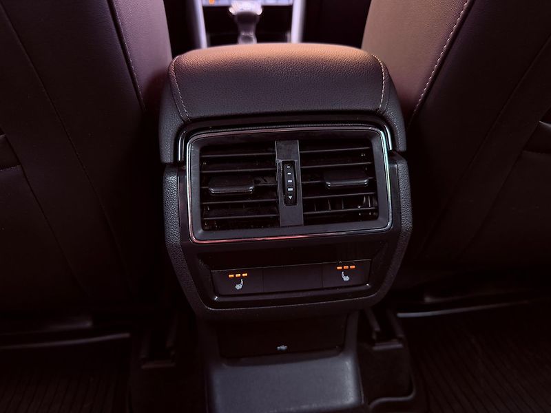 Škoda Kodiaq 2.0 TDi 4x4 DSG Style, ČR - fotka 13 z 31
