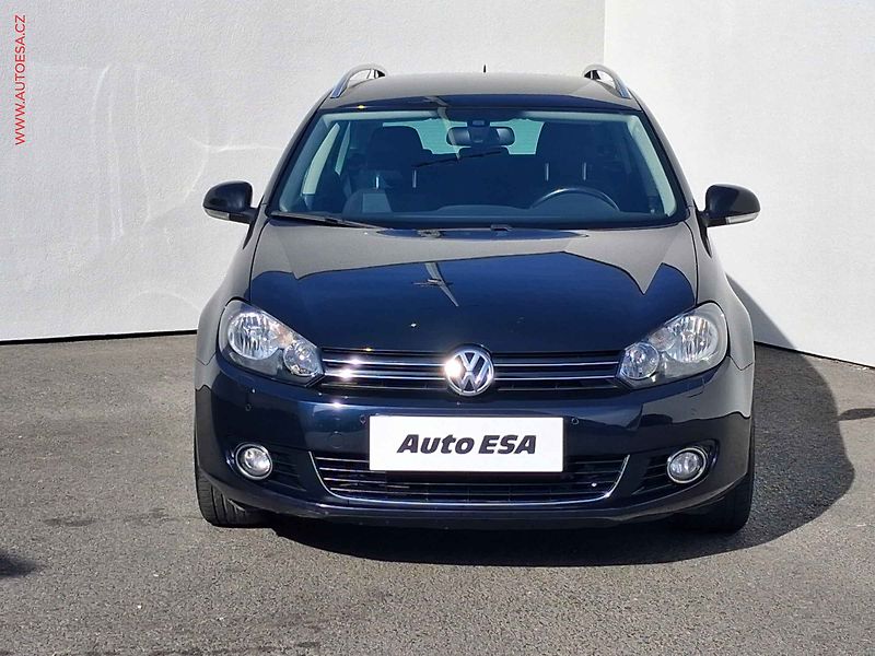 Volkswagen Golf (2011) 1.6 TDi, Style, +kola - fotka 2 z 18