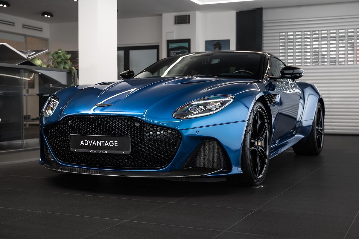 Aston Martin DBS