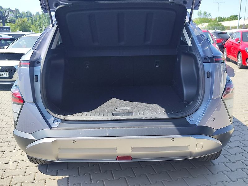 Hyundai Kona 1.6 T-GDi/HEV Smart Tech DCT - fotka 9 z 32