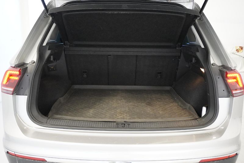 Volkswagen Tiguan (2016) 2.0TDi - 140 kW HIGHLINE 4x4 - fotka 30 z 31