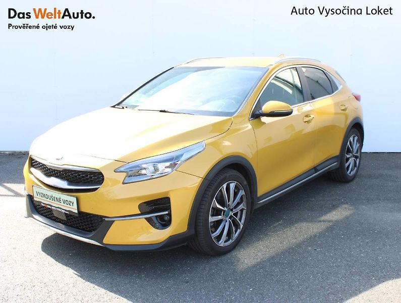 Kia XCeed (2020) 1.6 T-GDI 150kW automat LED - fotka 1 z 32