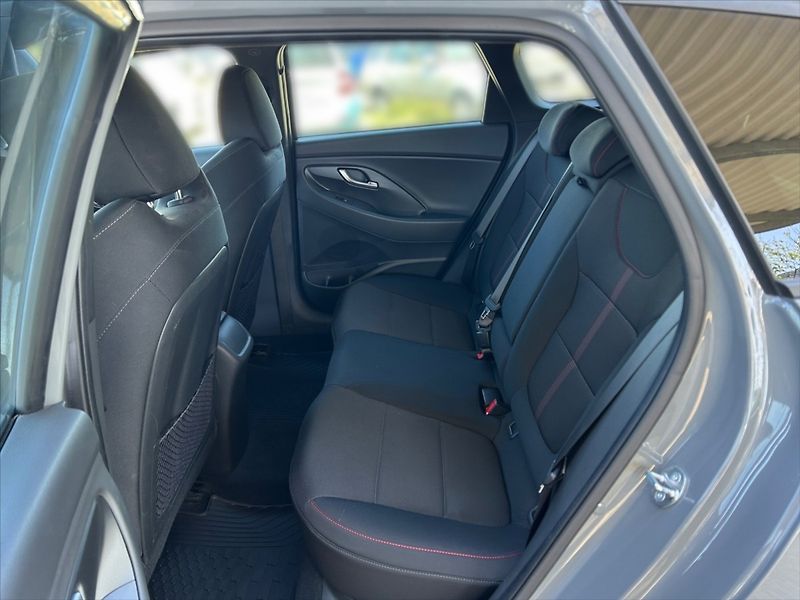 Hyundai i30 1,0 T-GDI N-line - fotka 8 z 11