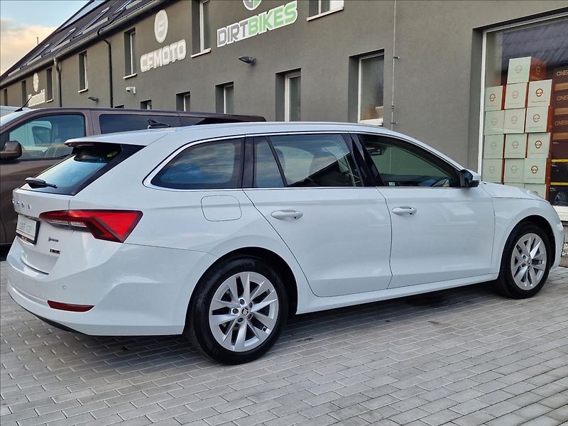 Škoda Octavia 1.5TSI G-Tec 96kW DSG Style,ČR - fotka 11 z 50