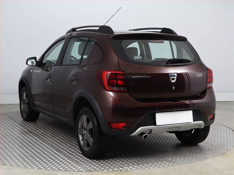 Dacia Sandero (2017) Stepway 1.5 dCi, Navi - fotka 4 z 16