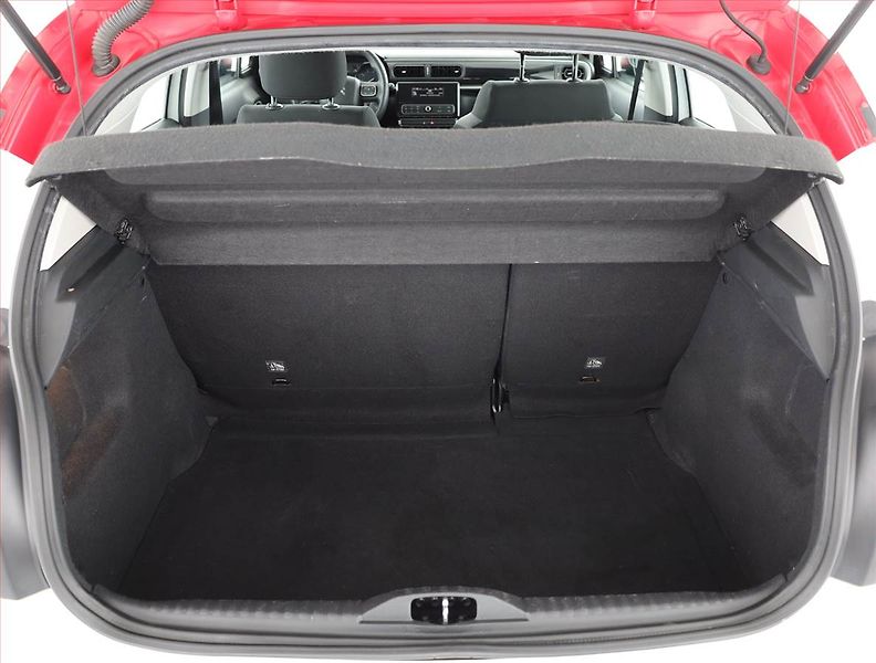 Citroën C3 (2018) 1.2 PureTech, Tempomat - fotka 16 z 16