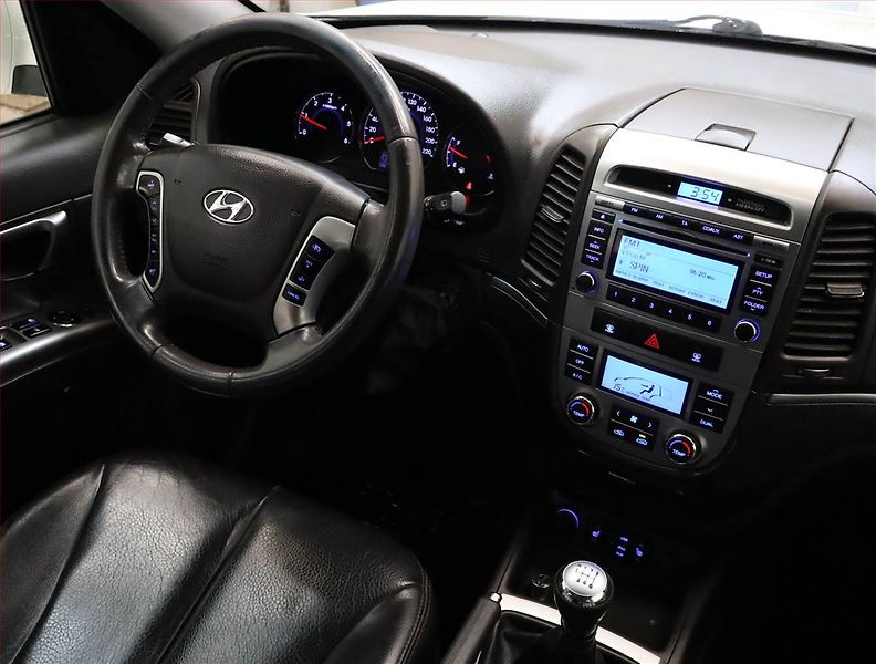 Hyundai Santa Fe (2010) 2.2 CRDi, 4X4, Kůže, Xenony - fotka 7 z 19