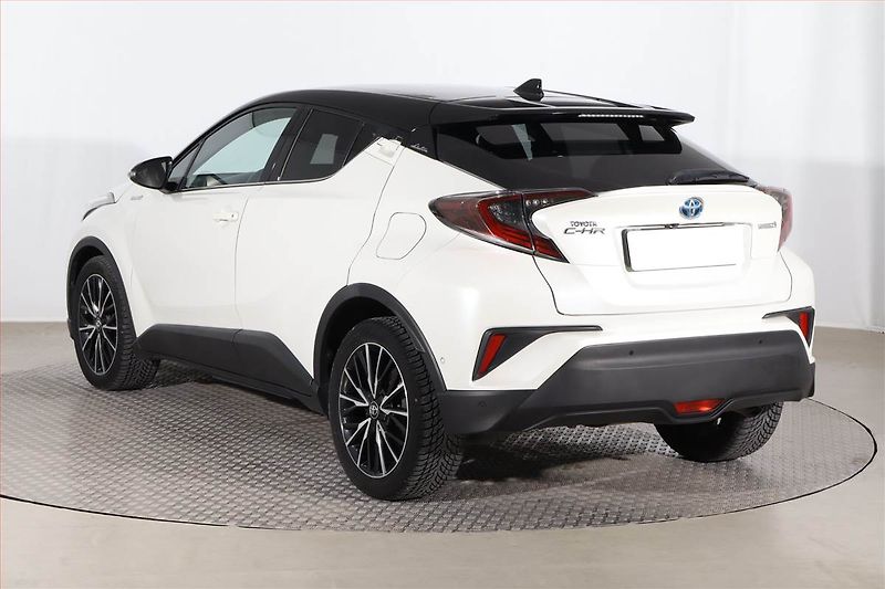 Toyota C-HR (2018) Selection 1.8 Hybrid, Automat - fotka 4 z 24