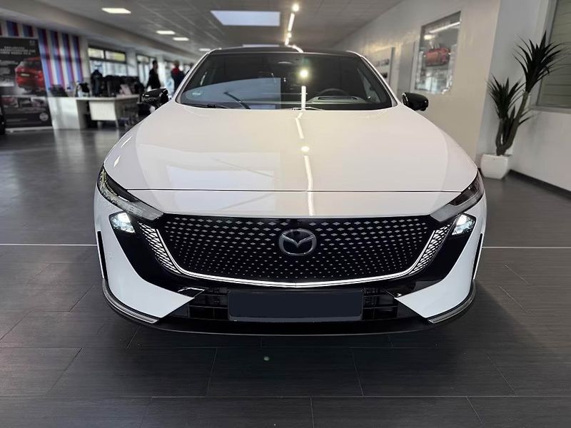 Mazda 6e LR Takumi Sony Pano HuD 360 - fotka 3 z 19