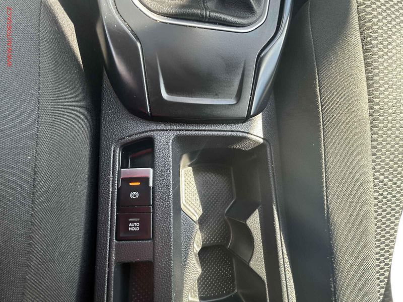 Volkswagen T-Roc (2019) 1.0TSi, ČR, AC, tažné - fotka 17 z 17