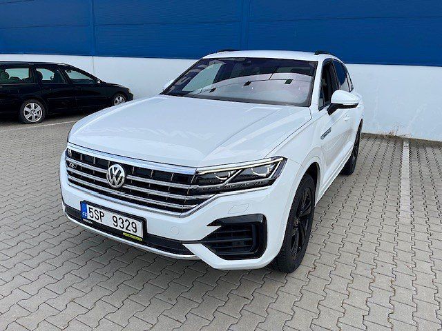 Volkswagen Touareg - fotka 1 z 12