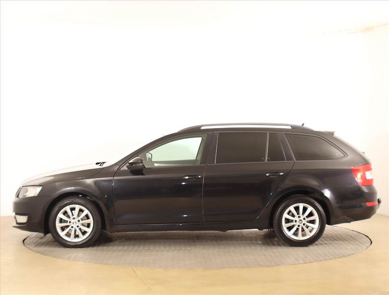 Škoda Octavia (2015) 2.0 TDI, Navi, Tempomat - fotka 3 z 16