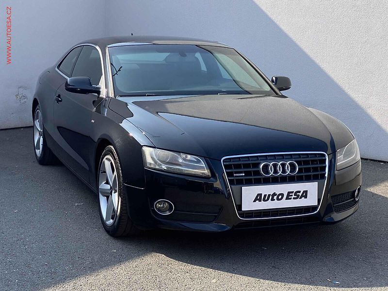 Audi A5 (2010) 2.0 TFSi quattro, S-line - fotografie inzerátu