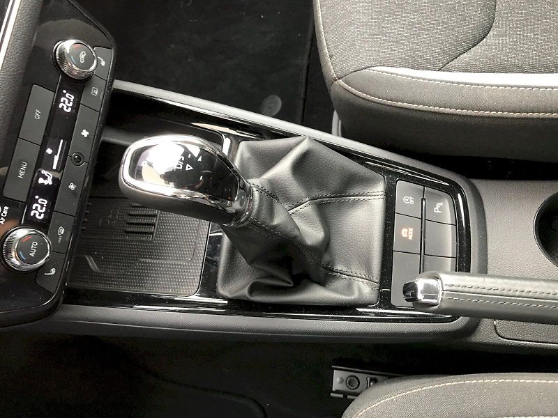 Škoda Kamiq (2025) SELEC TSI 110/1.5 A7F - fotka 27 z 28