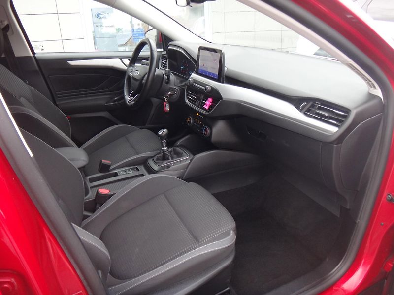 Ford Focus (2021) Trend Edition 1.0 EcoBoost 92k - fotka 23 z 30