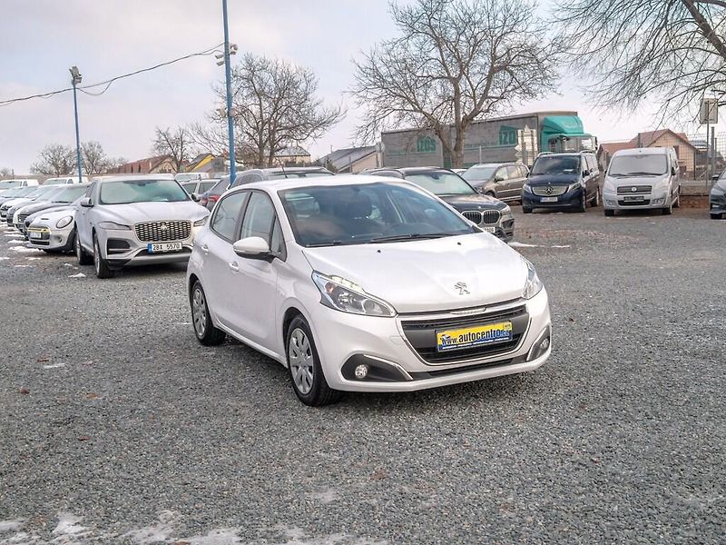 Peugeot 208 (2016) ČR 1.6HDI 55KW – PO SERVISU - fotka 2 z 38